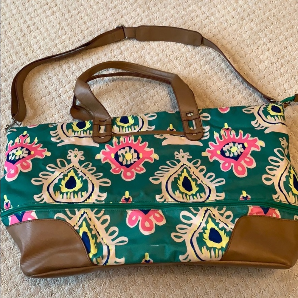 Stella & Dot Getaway Bag Green Ikat